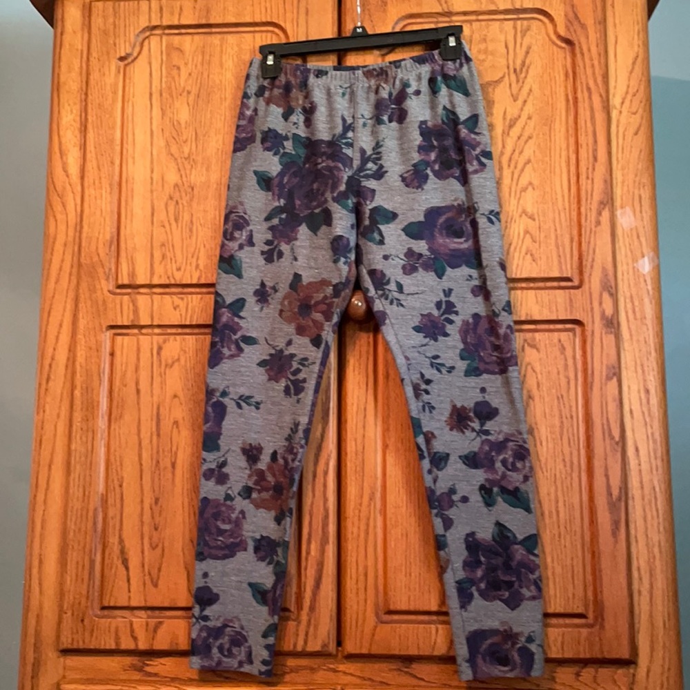 Mossiimo Supply Co Leggings Size Medium
